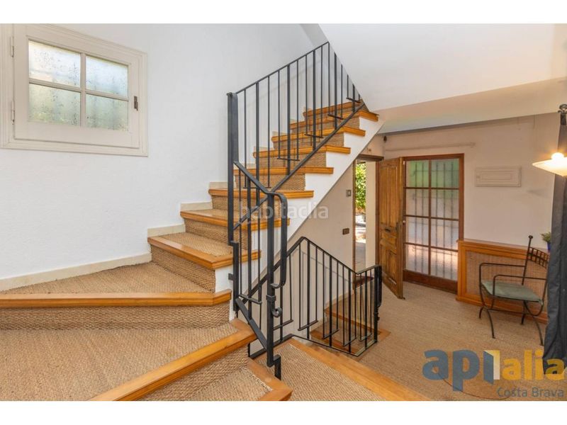 Foto b5788c85-1bb0-4d87-88a5-587108d0e700. Casa amb aparcament a Llafranc