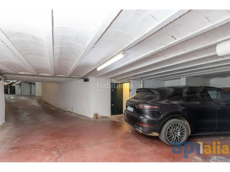 Foto f0d4f19d-b5d6-4fe2-a9ac-d874a0c58494. Casa amb aparcament a Llafranc