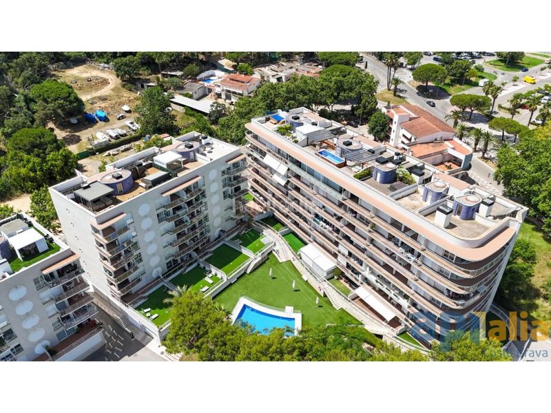 Foto 1c035262-fbe8-4ba2-9312-677f663346aa. Pis amb piscina a Port d´Aro Platja d´Aro