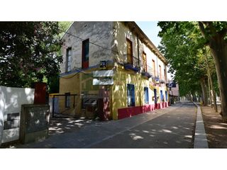 Edifici a Paseo marimon asprer 11. Exclusiva finca de carácter en venta en el passeig marimon aspre