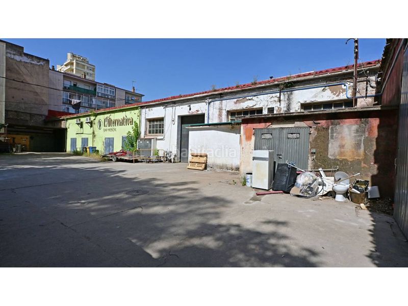 Foto 111561d0-4989-4eb8-93d9-c1a32ac1fb88. Edifici a paseo marimon asprer 11 a Bisbal d´Empordà (La)