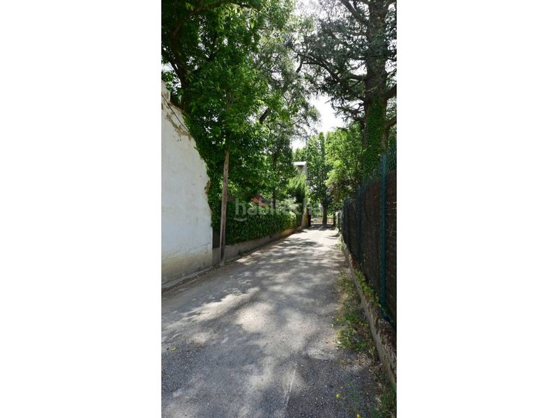 Foto fd771d18-d360-4252-abee-d9f8244f65ca. Edifici a paseo marimon asprer 11 a Bisbal d´Empordà (La)