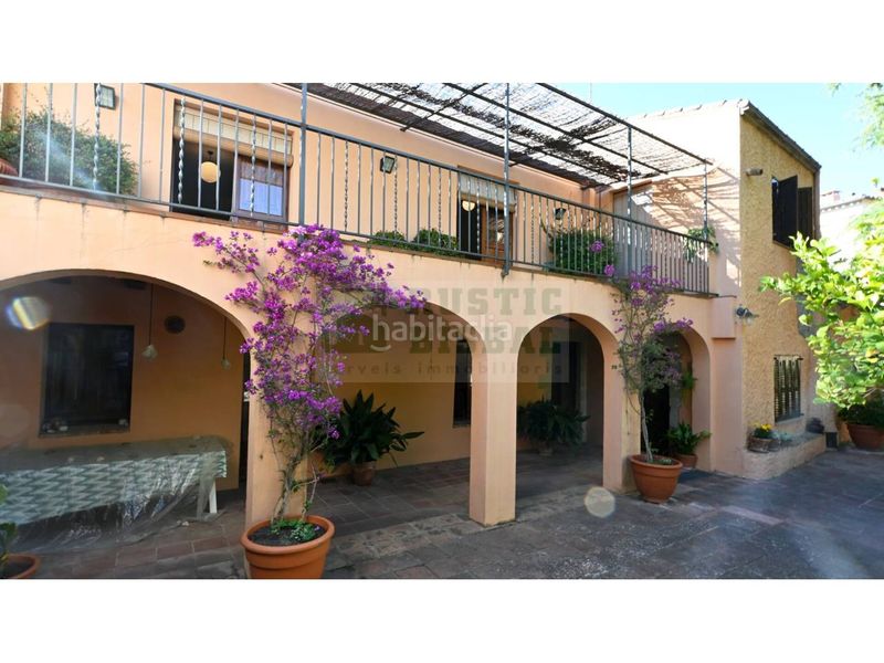 Foto 19a8655f-0ad2-4a73-8ade-fa7d8767e360. Masia amb aparcament a Poble Calonge