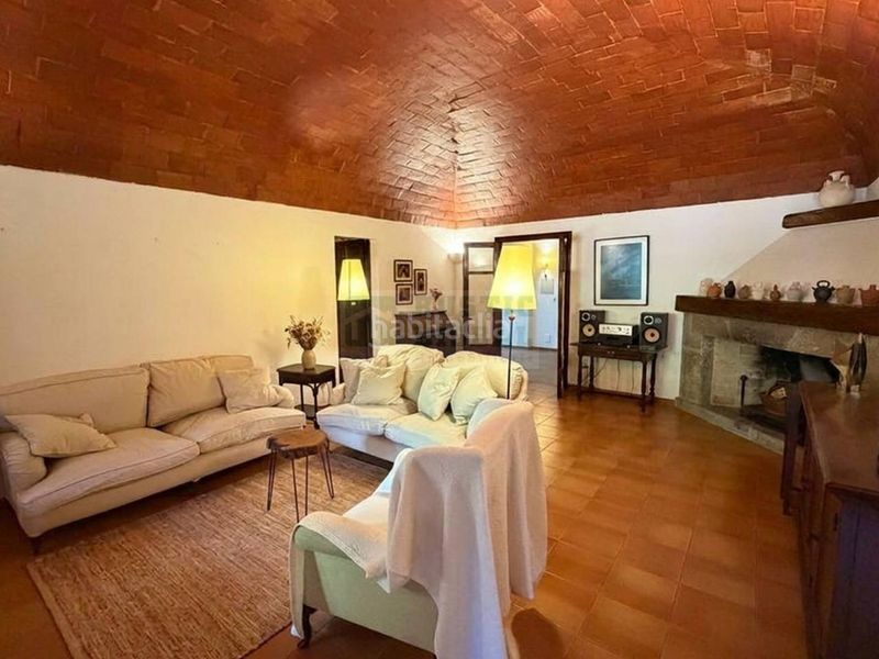 Foto 2adaeb77-e315-4a99-8214-28e3b440016a. Masia amb aparcament a Poble Calonge