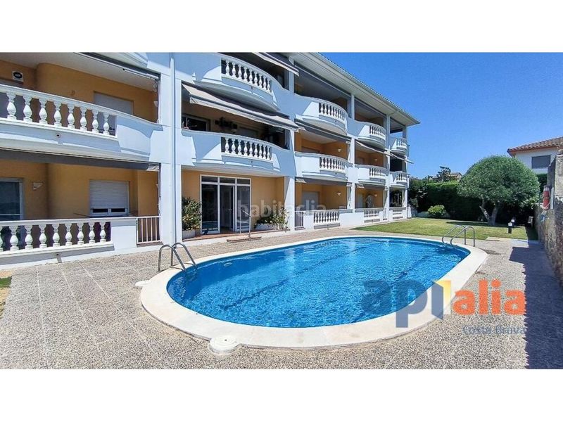 Foto 95426bd2-4f15-47e0-baa7-3c7b9b5af92a. Apartament amb aparcament piscina a Poble Calonge
