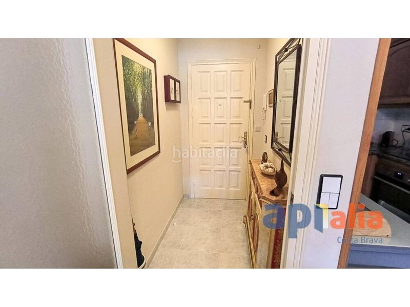Foto dced837b-3b73-44b3-aad5-b14f4e7e6e68. Apartament amb aparcament piscina a Poble Calonge