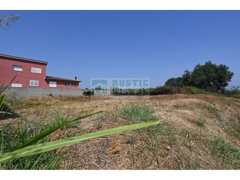 Foto 03d2586f-b31e-49e0-90f1-515d5106cb06. Terreno residencial parcela edificable en venta , baix empordà en Verges