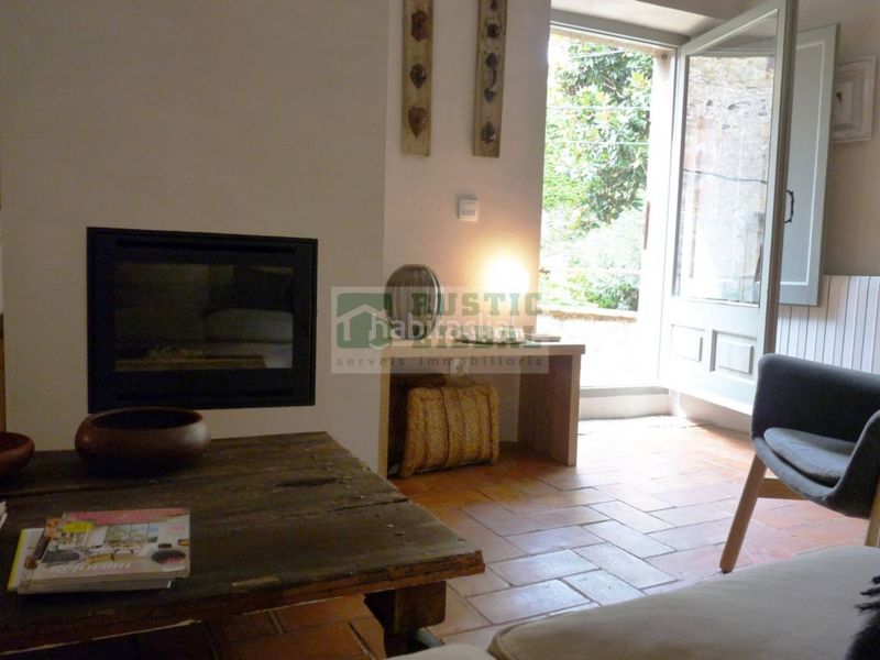 Foto bd68a4e0-765e-49c5-9bbd-bb15c1fa1c71. Alquiler masía casa rústica con terraza de alquiler temporal de invierno baix empordà en Corçà