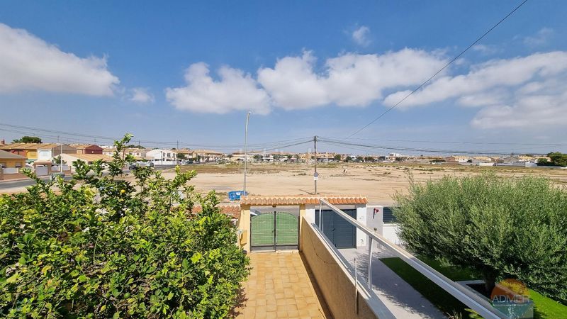 Foto d8651182-620d-45b1-8baf-9b2e8ff99889. Casa adossada a Santiago de La Ribera San Javier