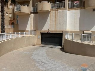 Autoparkplatz in Veneziola. La manga del mar menorgaraje