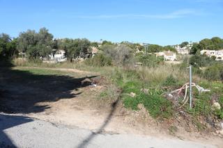 Terreny residencial a Cala Advocat-Baladrar