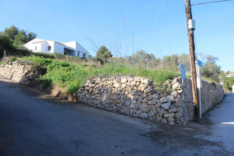 Foto ed52a5d5-a442-43c3-ab39-22944406a6bc. Terreno residencial en Cala Advocat-Baladrar Benissa