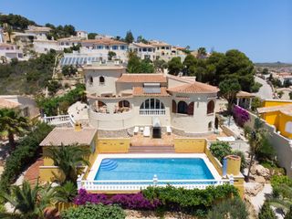 Chalet in Cumbre del Sol