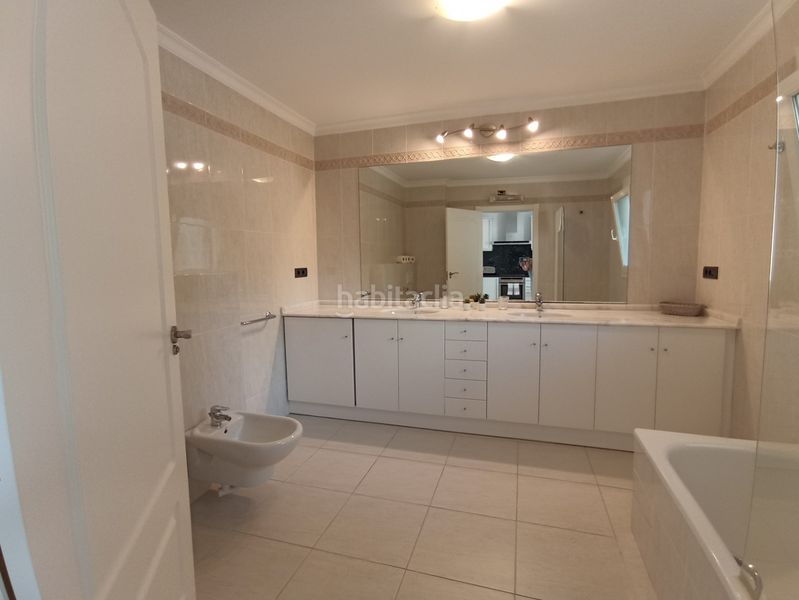 Foto cb24af2a-e073-4d39-9aa3-eecffb7f3aa7. Apartament amb calefacció aparcament piscina a La Fustera Benissa