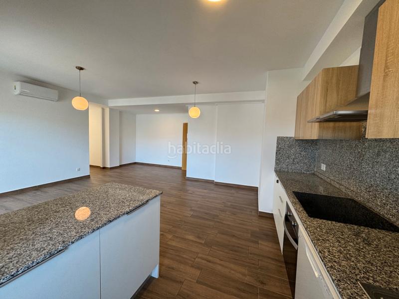 Foto 385d9eae-2234-42ea-86c1-78b0a8371b4c. Piccolo appartamento con riscaldamento parcheggio in Teulada