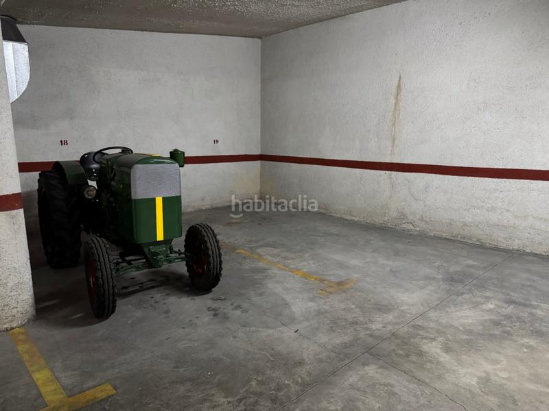 Foto d1d2cc24-96f8-42ae-9aaf-25d1591194c1. Parking coche en Teulada