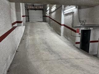 Parking coche en Teulada