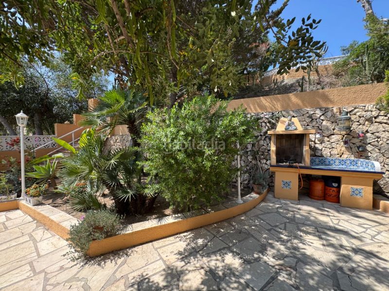 Foto 24c20a8e-ec46-4758-a2fa-b0ac56683a6c. Chalet en Cala Advocat-Baladrar Benissa
