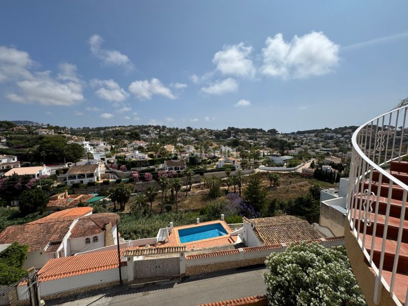 Foto 5fdb07a7-c9d5-4b8a-9b2f-759105ed6d6a. Chalet en Cala Advocat-Baladrar Benissa