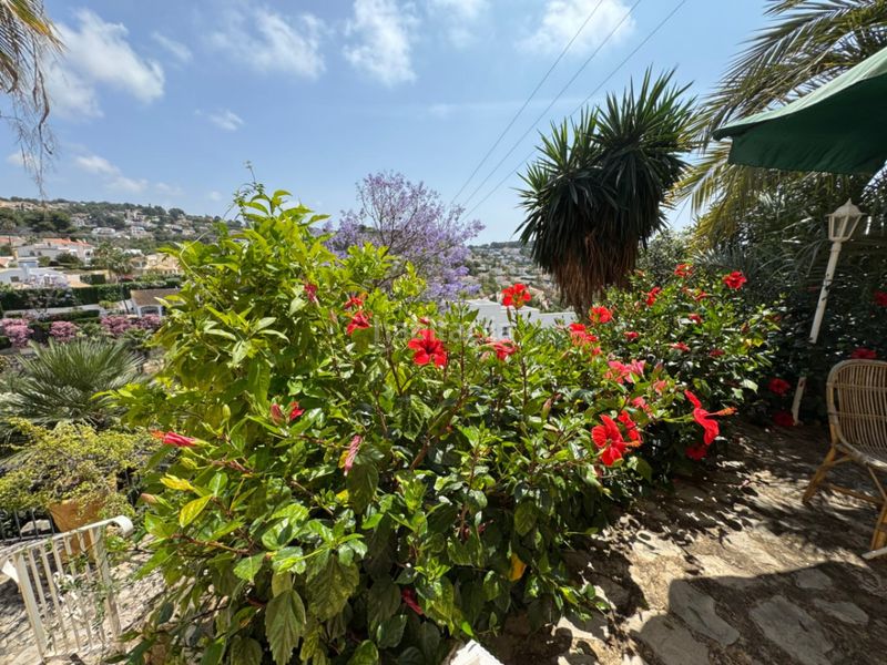 Foto 700a00b2-038f-48ce-b1de-480ab9d545a6. Chalet en Cala Advocat-Baladrar Benissa