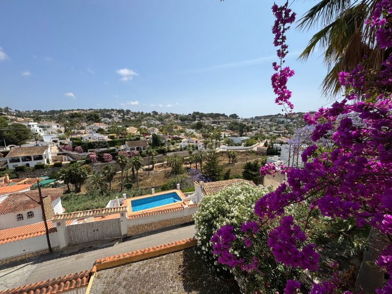 Foto dbea1fc5-b9a3-47dd-9dbd-2865ec975440. Chalet en Cala Advocat-Baladrar Benissa