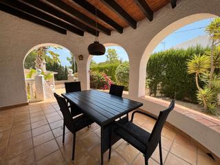 Chalet en Cala Advocat-Baladrar