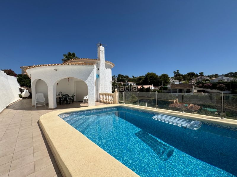 Foto 6826d197-2dbf-45a1-9807-32d57b7a865a. Chalet en Cala Advocat-Baladrar Benissa