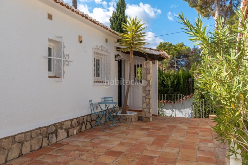 Foto 89bfeed2-aee2-41d8-9dee-3541203cc410. Chalet en Cala Advocat-Baladrar Benissa