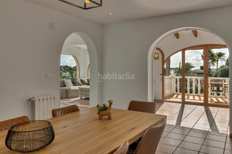 Foto fc46d565-38ec-4c2c-a576-7f6399f1155c. Chalet en Cala Advocat-Baladrar Benissa
