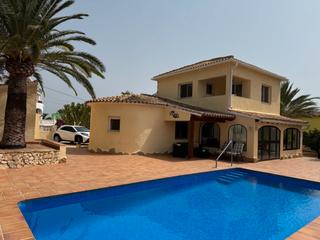 Chalet in Pinar de Advocat-Cometa