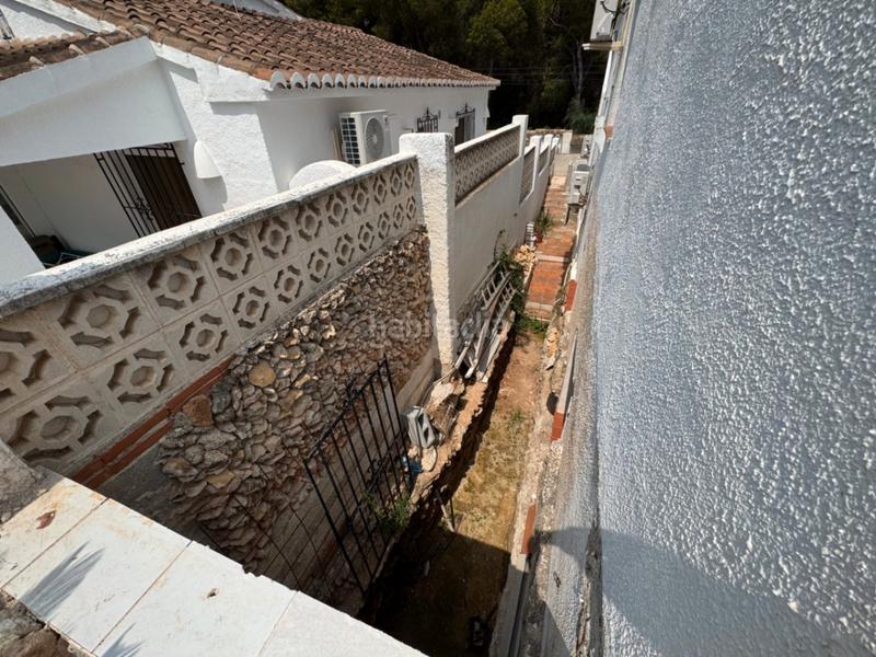 Foto 01a29313-fcd0-4e21-b6ea-d4a1fac47777. Chalet con riscaldamento parcheggio piscina in Pinar de Advocat-Cometa Moraira