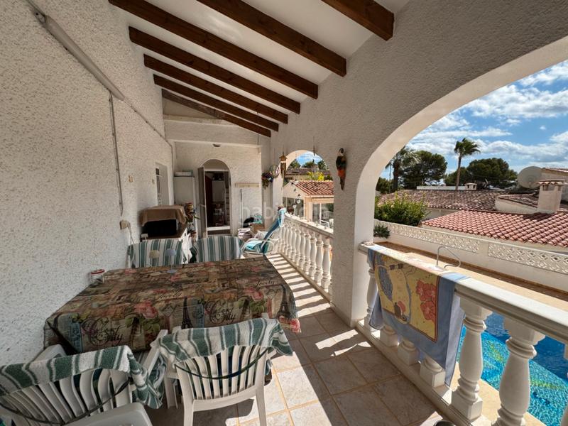 Foto 35456de3-ab35-4158-80cc-13804af845cf. Chalet mit heizung parking pool in Cala Advocat-Baladrar Benissa