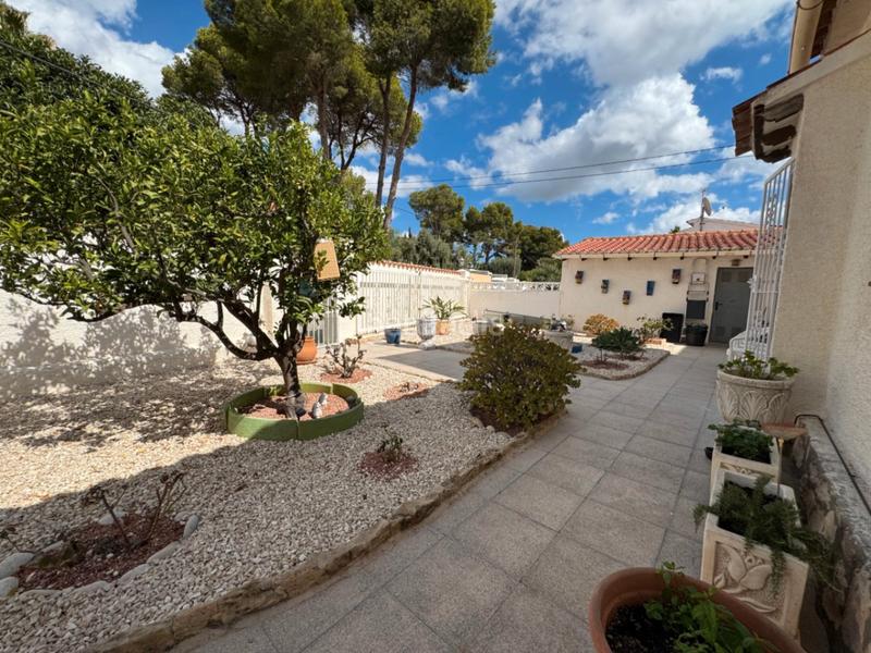 Foto ab1d8e1c-5935-4d41-9fc8-20416e75e25e. Chalet with heating parking pool in Cala Advocat-Baladrar Benissa