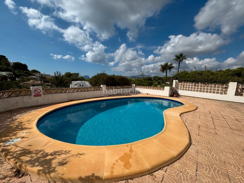 Foto 81fcbe4f-f07d-4ca5-8f85-0859f1e624b7. Chalet con riscaldamento parcheggio piscina in El Portet-Pla del Mar Moraira