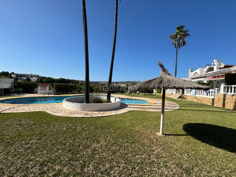 Foto 0ea84e13-3e94-4be7-b1ff-0036d418f370. Casa amb calefacció aparcament piscina a Paichi Moraira