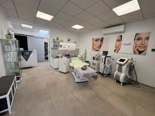 Locale commerciale in Paichi