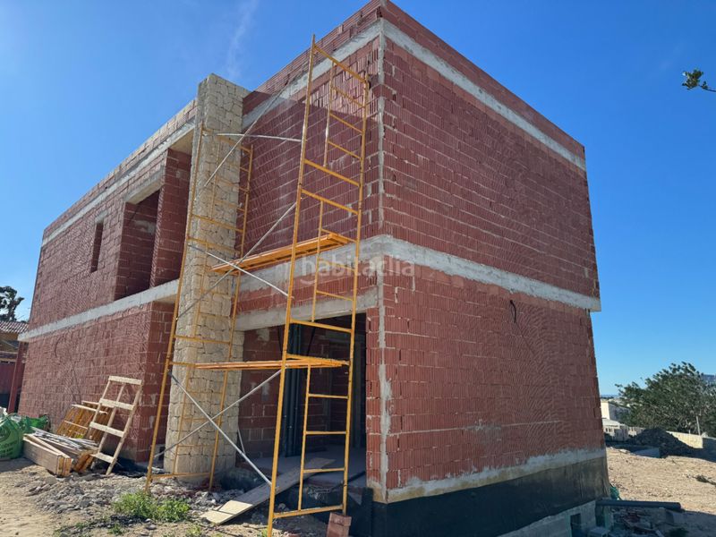 Foto 174648b0-e50a-4e60-9038-4dd8a8e6ded1. Chalet en Gran Sol Calp