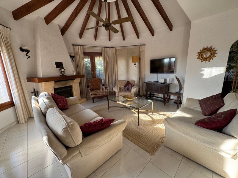 Foto 6e94c898-5e6b-4a7e-a128-580eb5d3c317. Chalet en Paichi Moraira