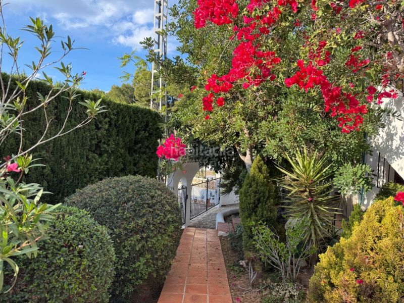 Foto a5289aad-11cd-43f9-9315-9a782946a4f7. Chalet en Paichi Moraira