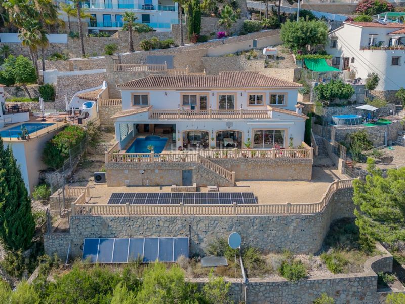 Foto bc9cf18d-f5dd-4819-8e26-27974a14e413. Xalet amb calefacció aparcament piscina a La Viña-Montemar-San Jaime Benissa