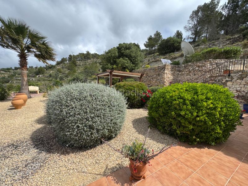 Foto ad766027-e74a-43a7-a27b-4a49eb5ec27e. Masia amb calefacció aparcament piscina a Benissa pueblo Benissa