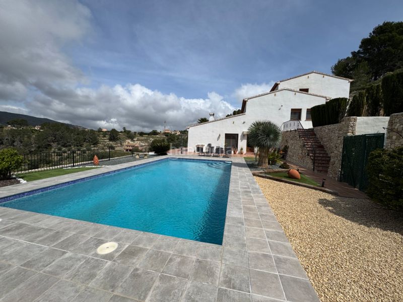 Foto bc04b1f4-f9d6-4024-b79e-e6991d549fff. Masia amb calefacció aparcament piscina a Benissa pueblo Benissa