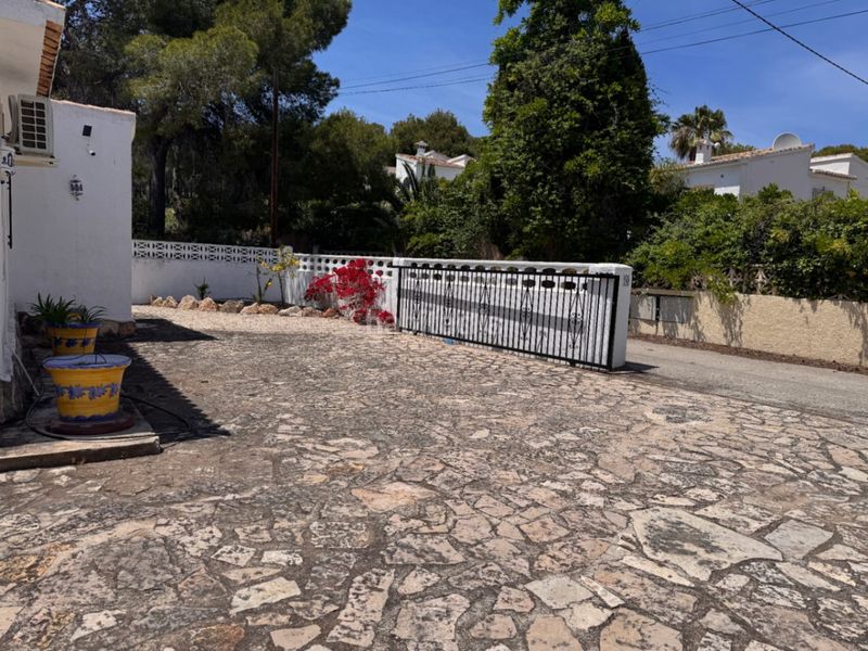 Foto b27e9c18-3382-42ae-b62f-5d4232ba265f. Xalet amb calefacció aparcament piscina a Pinar de Advocat-Cometa Moraira
