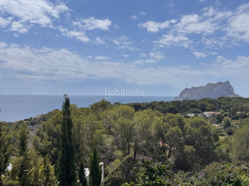 Foto b6d4b84b-e47e-4802-bbf2-cc0dabf618ba. Xalet amb calefacció aparcament piscina a Cala Advocat-Baladrar Benissa