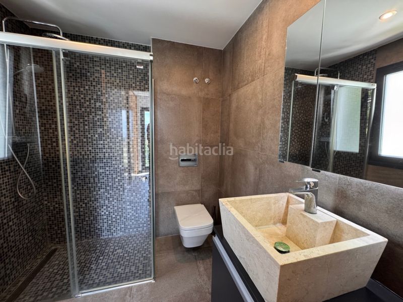 Foto f0917bbd-c25b-4cad-9559-a581d95e82c5. Xalet amb calefacció aparcament piscina a Cala Advocat-Baladrar Benissa