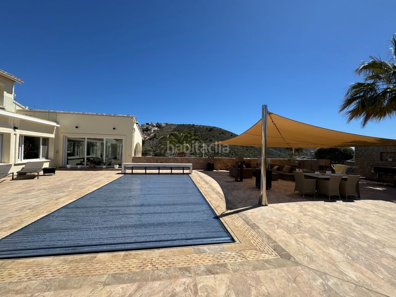 Foto 6eda67ba-4bb4-4312-94dd-ff13517d3eb0. Chalet en Paichi Moraira