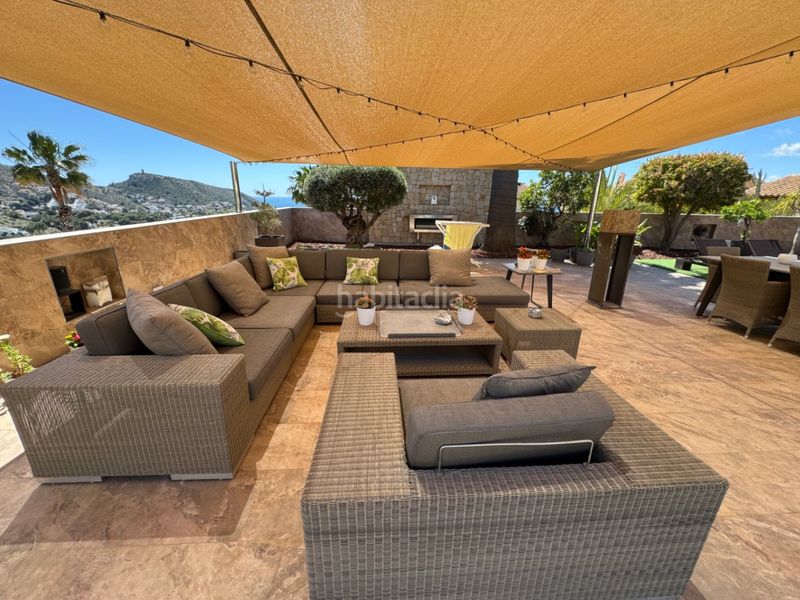 Foto fb3de6d9-fc24-4d59-8251-3f8bcc76b43d. Chalet en Paichi Moraira