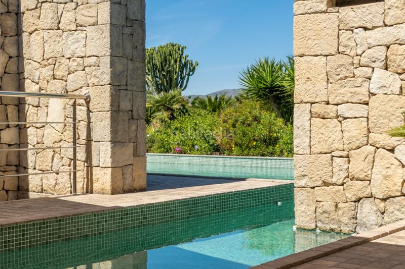 Foto 48411f12-5e3f-448d-8175-5449bd060b0d. Masia amb calefacció aparcament piscina a Benissa pueblo Benissa