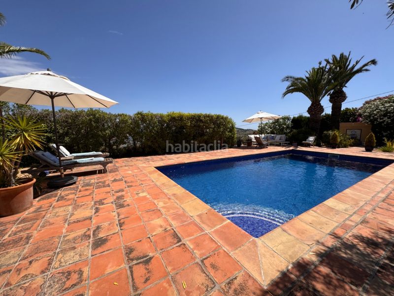 Foto e6722bd3-3f3c-4bfa-8513-17535411f209. Masia amb calefacció aparcament piscina a Benissa pueblo Benissa