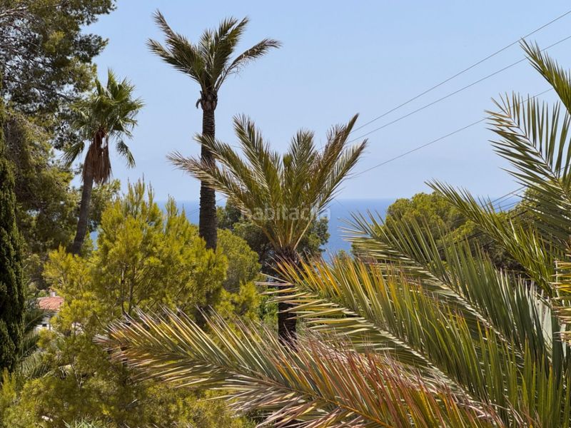 Foto be7f7a2d-c62d-43cb-9c87-4a31955ce241. Xalet amb calefacció aparcament piscina a Cala Advocat-Baladrar Benissa